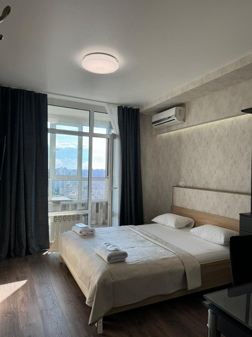 Solo Apartment Virmenska เคียฟ ภายนอก รูปภาพ